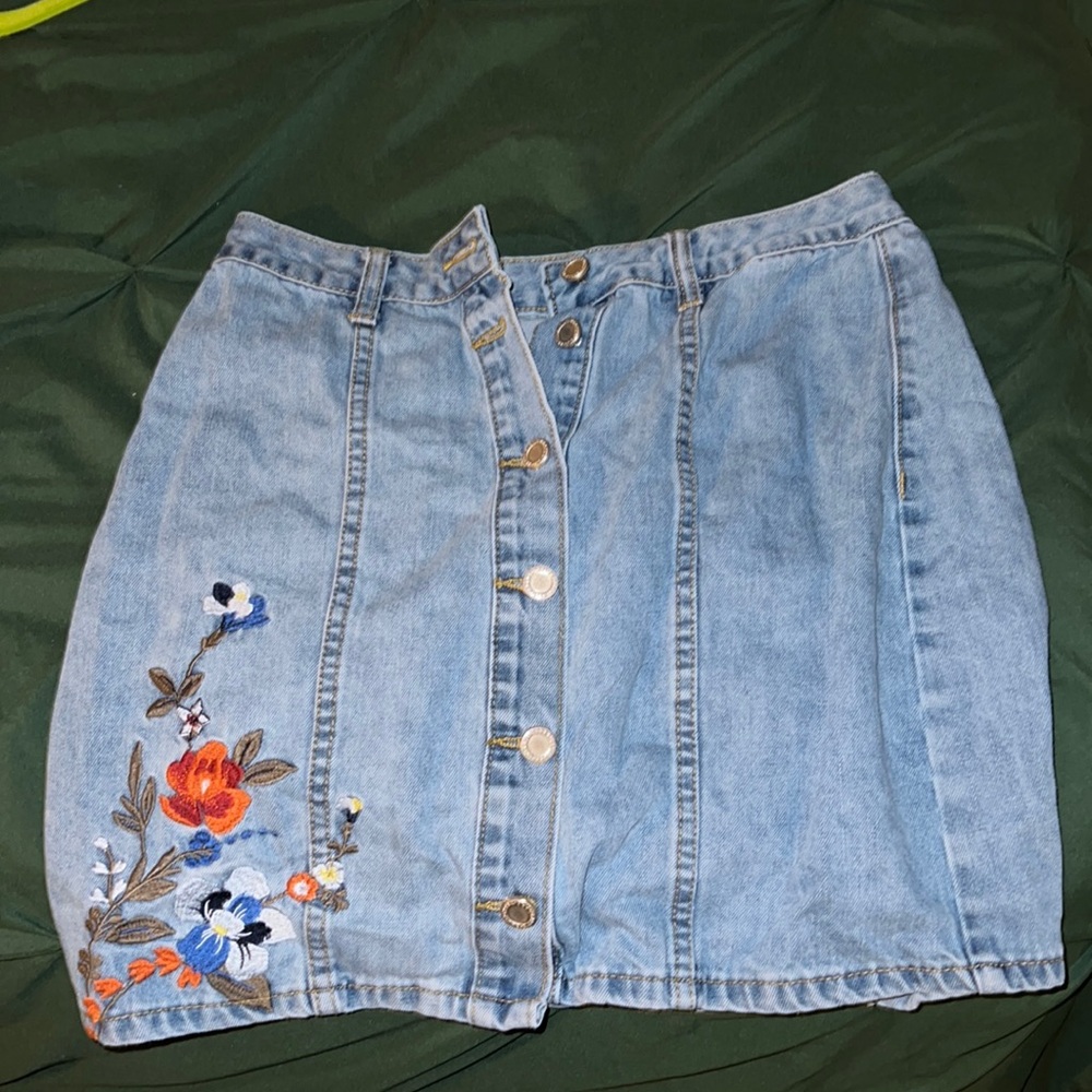 Cute mini skirt